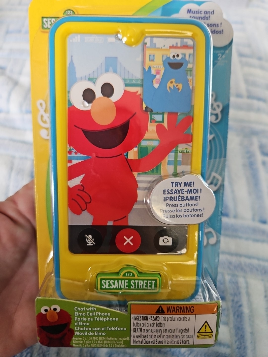 Sesame Street Chat with Elmo Cell Phone Toy Music + Sounds SEALED NEW Free Ship