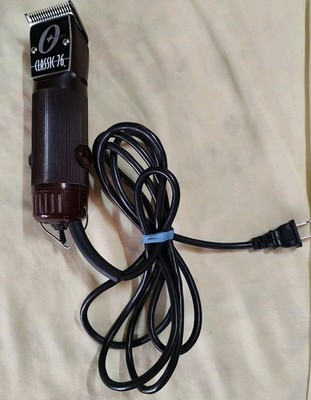 Oster Classic 76 Clipper Trimmer & Size 1 Blade Good Working Condition