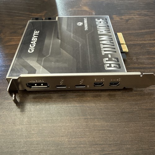 Carte Gigabyte GC-TITAN RIDGE Thunderbolt 3 - Photo 2/4