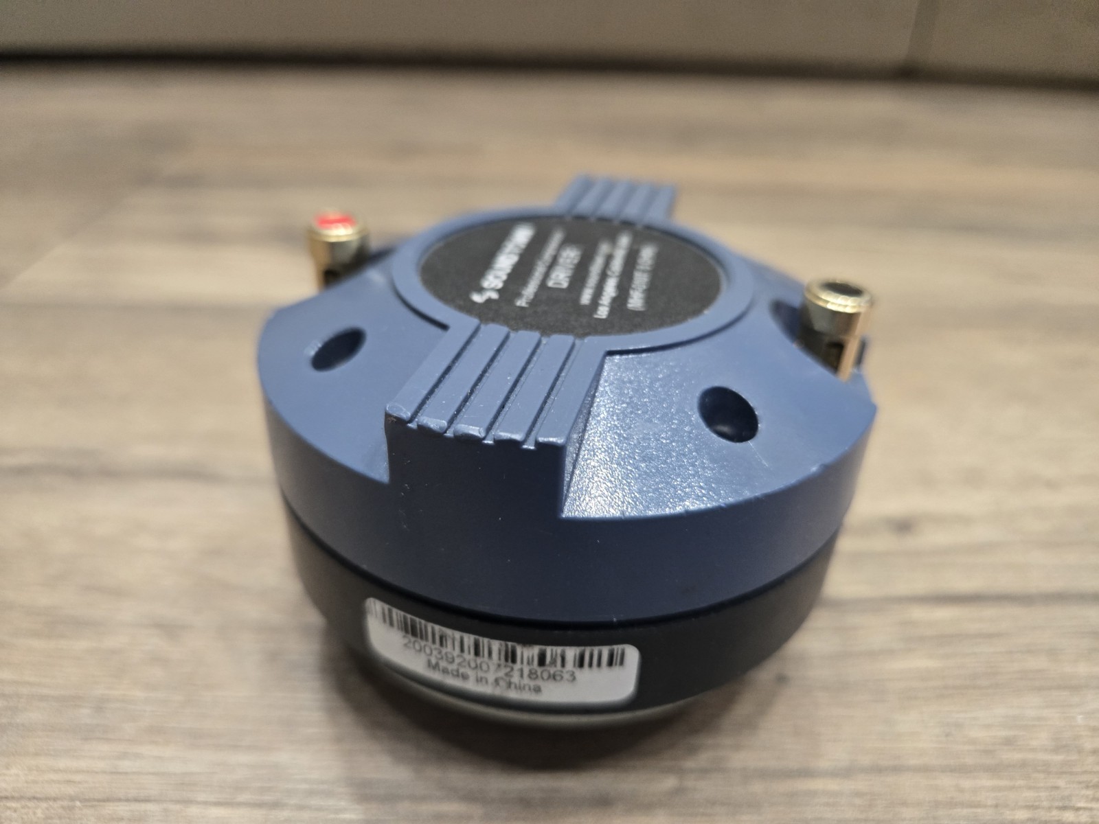 Sound Town 1 3/8" Titanium Compression Horn Driver 100 W Pro Audio (MHF-010T)