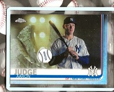 AARON JUDGE 2019 TOPPS CHROME CARD #100 PHOTO VARIATION REFRACTOR