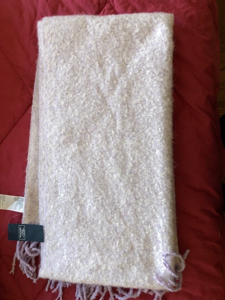 Bufanda gruesa con flecos Abercrombie Fitch para mujer Foto 3 de 3