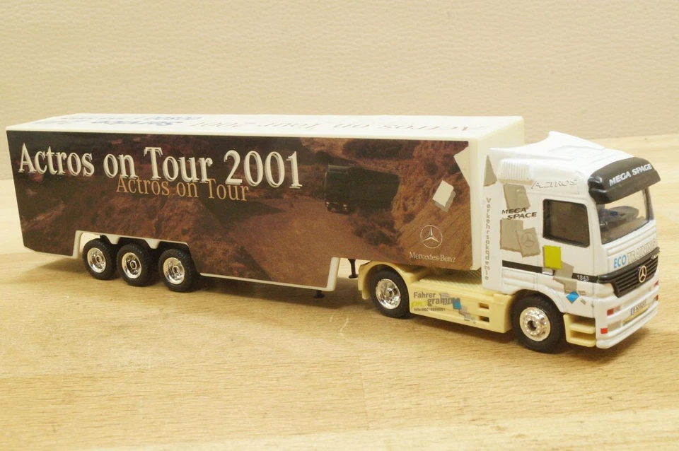 Modello Promozionale Mercedes Actros Sattel 1:87 "Actros On Tour 2001" Senza OVP - Immagine 2 di 4