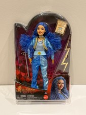 Disney Descendants The Rise of Red Doll, Princess Chloe Charming - New G51
