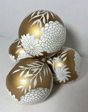 Decorative Gold/White Floral Sphere Ball Orb Home Decor Set Of 4