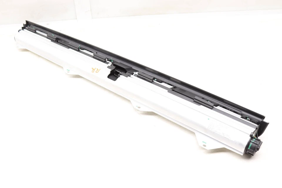 2013-2019 BMW 650I GRAN COUPE - REAR Right DOOR Window Sunshade / SUN Shade - Image 3 of 4