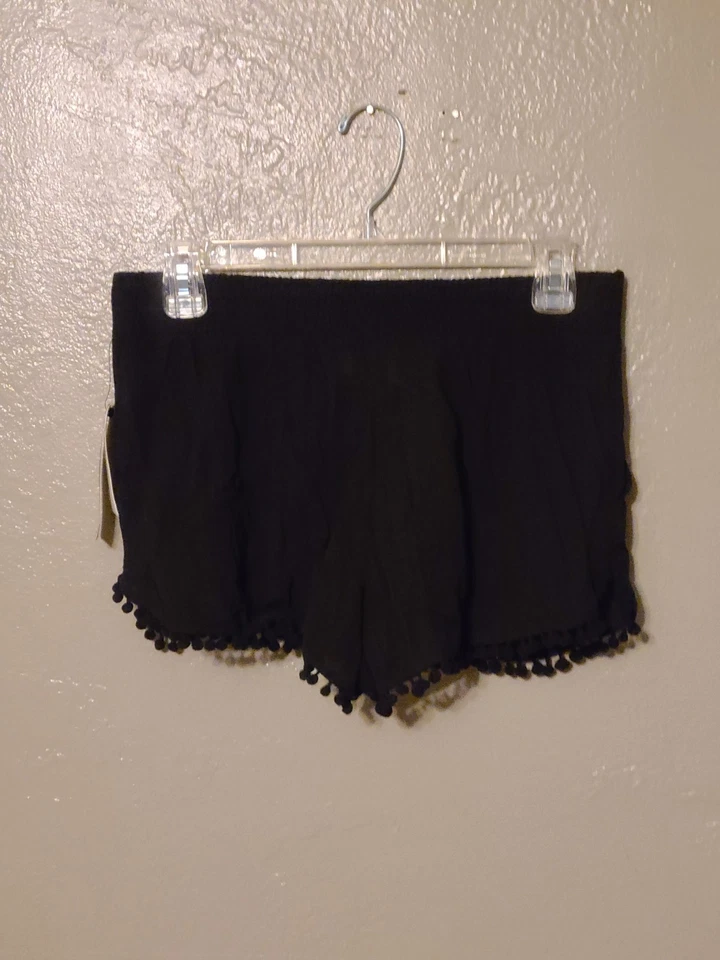 BCX Juniors Mujer Pequeño Negro Elástico Espalda Pom Pantalones Cortos NUEVO CON ETIQUETAS VALOR DE VENTA $34 Foto 2 de 4
