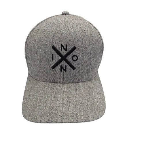 Gorra Nixon Exchange Flexfit Gris Claro, L/XL - (Usado) - Imagen 2 de 4