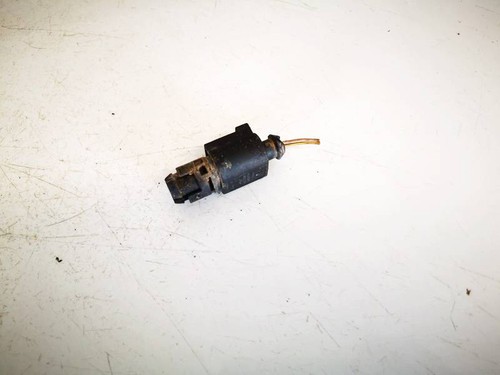 1j0919379a Temperaturschalter für Klimalüfter  Volkswagen Golf DE2445567-64