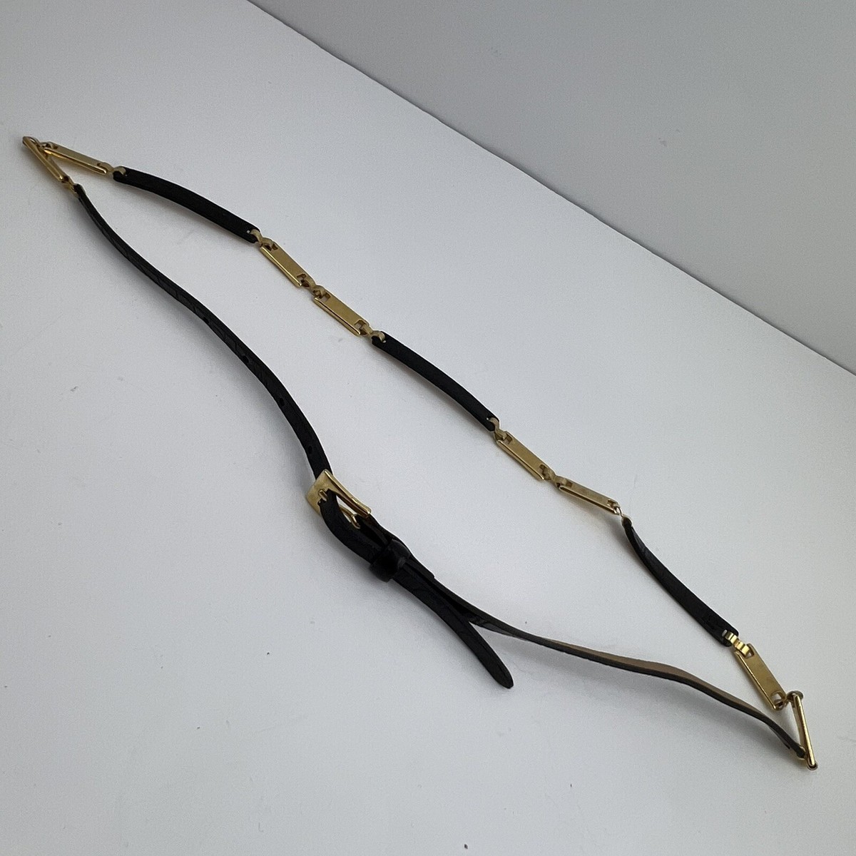 Vintage Talbots Made in Italy Skinny Gold Black Leather Belt 