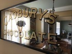 SUPER RARE CADBURY'S CHOCOLATE REVERSE ON GLASS GOLD LEAF BACK BAR MIRROR — photo 3