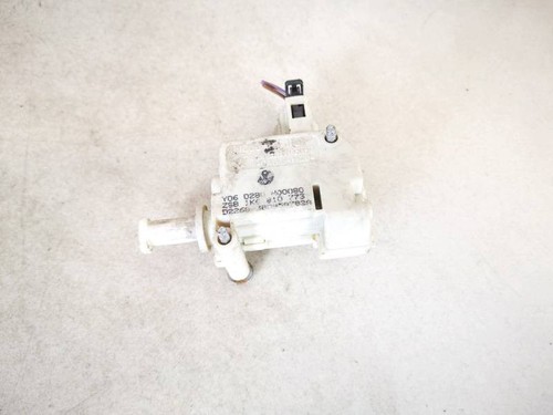 1k6810773 Stellmotor Microschalter, Heckklappe Heckklappenschloss DE2019613-70