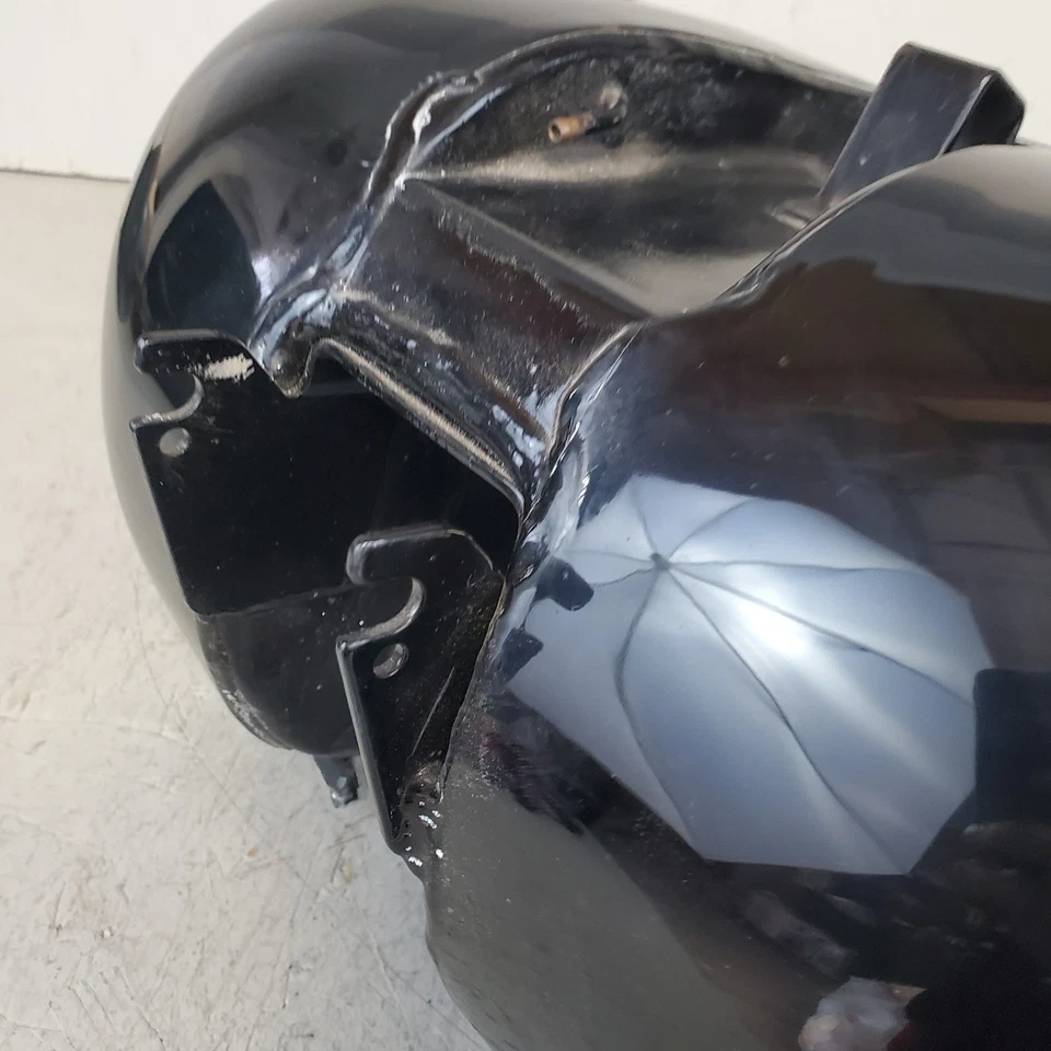 Бензобак Harley-Davidson Dyna Wide Glide FXDWG яркий черный 1993-1994 61039-93A - Изображение 3 из 4