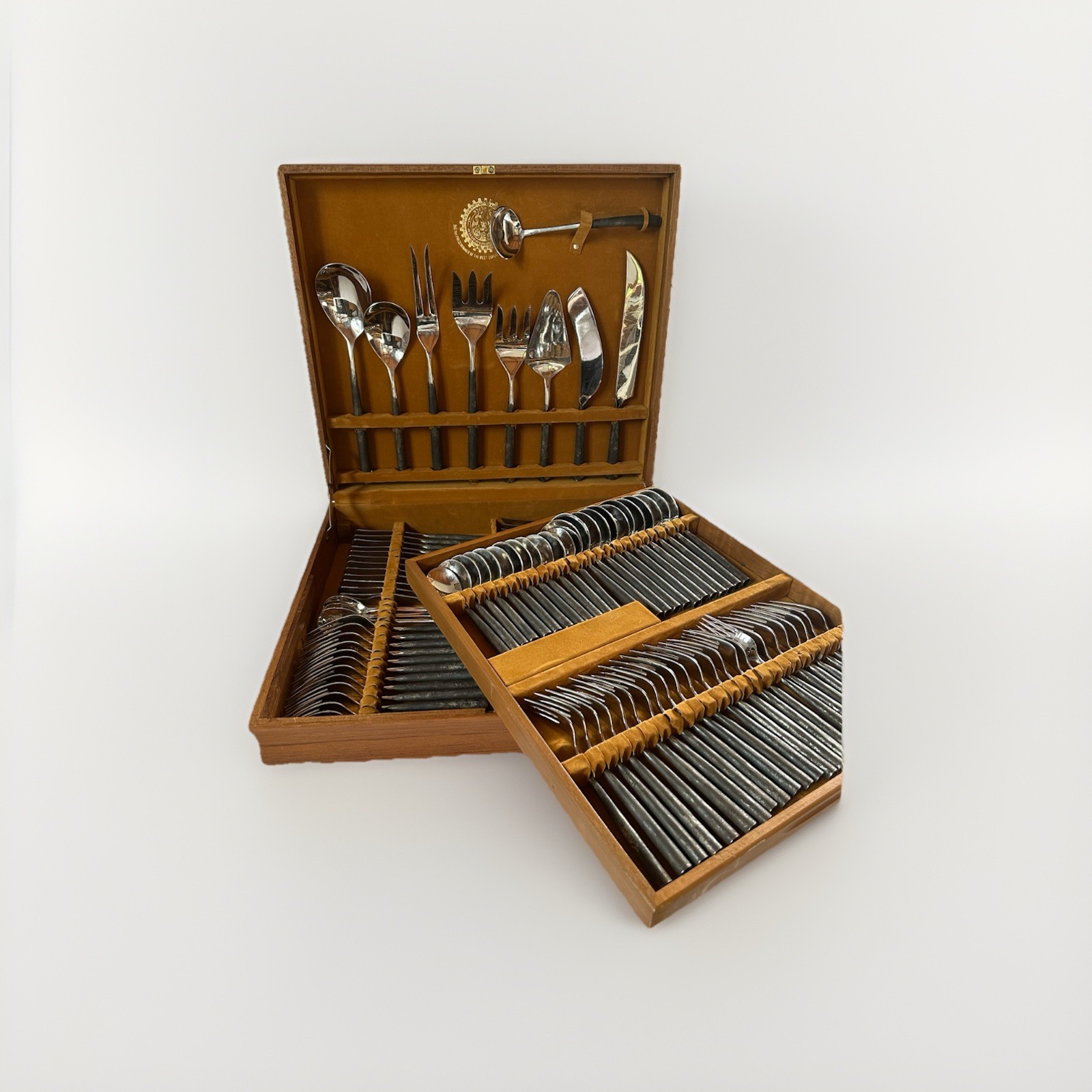 Edles Asia Designer Besteck Set * 99 Stück * 12 Personen * Handgeschmiedet