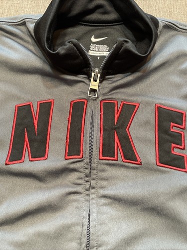 Nike Youth Boys Size 7 Full Zip Up Black Gray Logo Stitch Jacket Spell Out - Picture 4 of 10