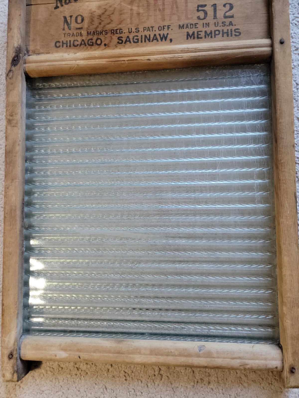 Antique National Washboard Co. No. 512 Victory Glass Washboard