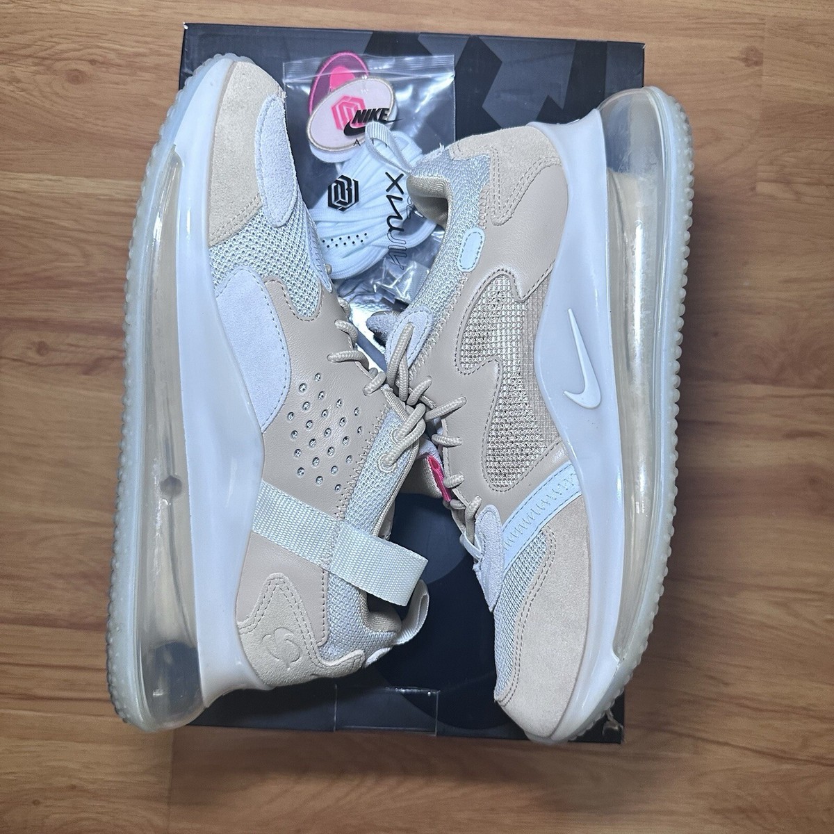 obj 720 desert ore on feet