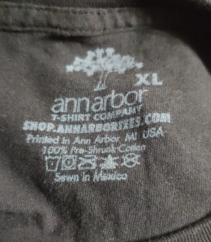 Camiseta Ann Arbor Masculina XL Preta Manga Curta Algodão Gola Redonda Vaidade Feita nos EUA - Imagem 4 de 4