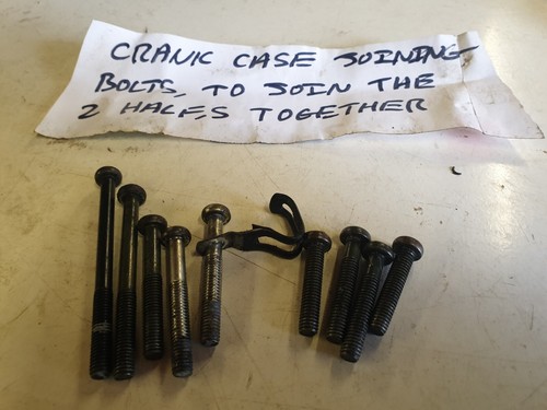 Suzuki TS50X ARBEITSKURBELGEHÄUSE VERBUNDENSCHRAUBEN 1984 BIS 2003 GUTE GEWINDE