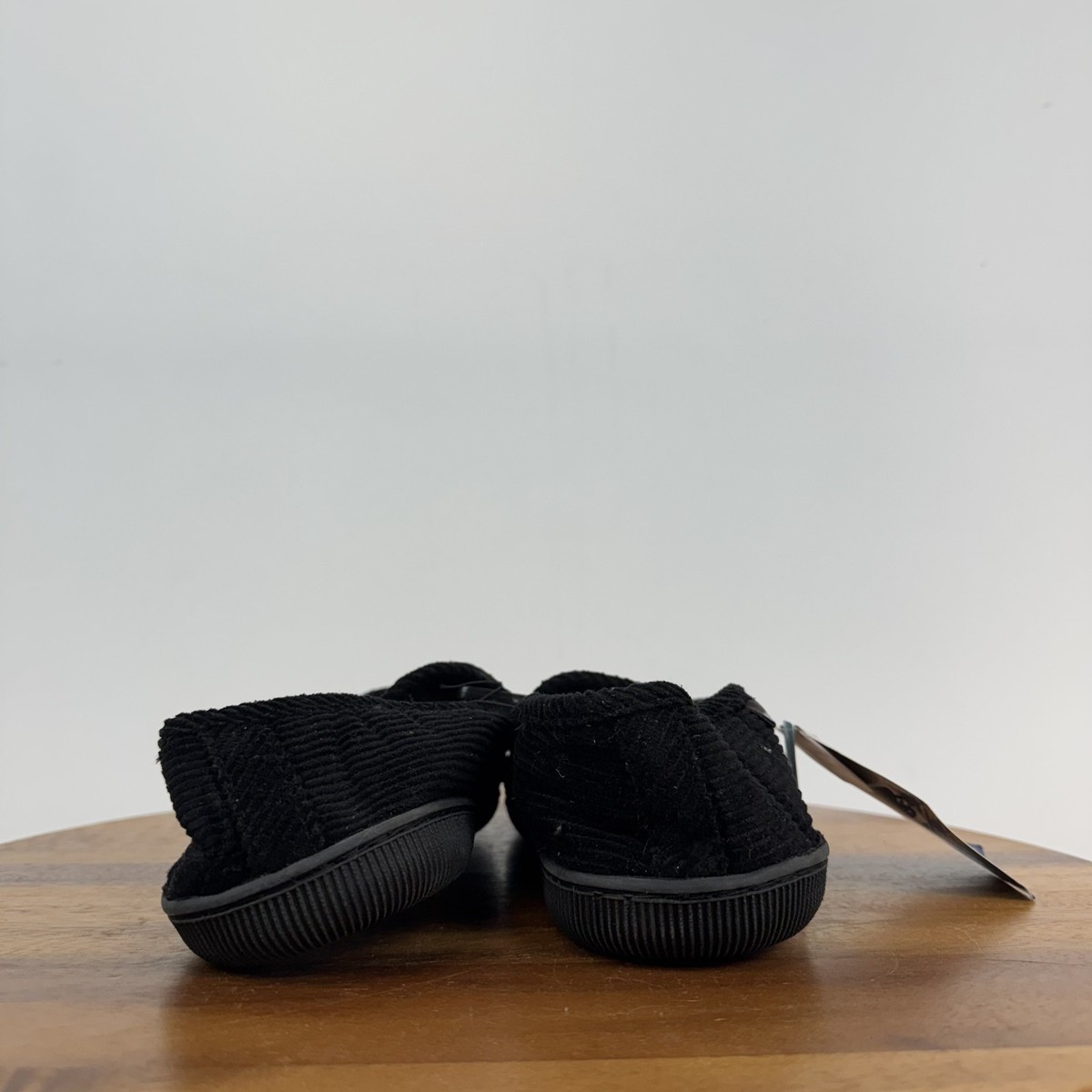 New Mens Muk Luks Corduroy Black Casual Comfort Slippers Size