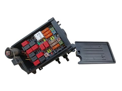 Sicherungskasten JEEP COMPASS II (2017-2020) 68328654AE