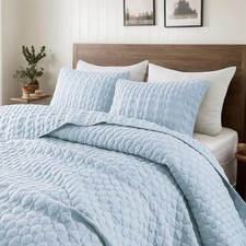 Light Blue Quilts Queen Size Bedding Set with 2 Pillow Shams, Lightweight Sof...