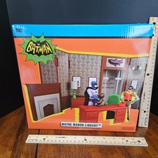 McFarlane Toys Batman DC Retro WAYNE MANOR LIBRARY 66 Classics TV Series NEW NIB