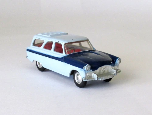 Vintage Corgi #424 Ford Zephyr Estate Car Spun Hubs XLNT 1961