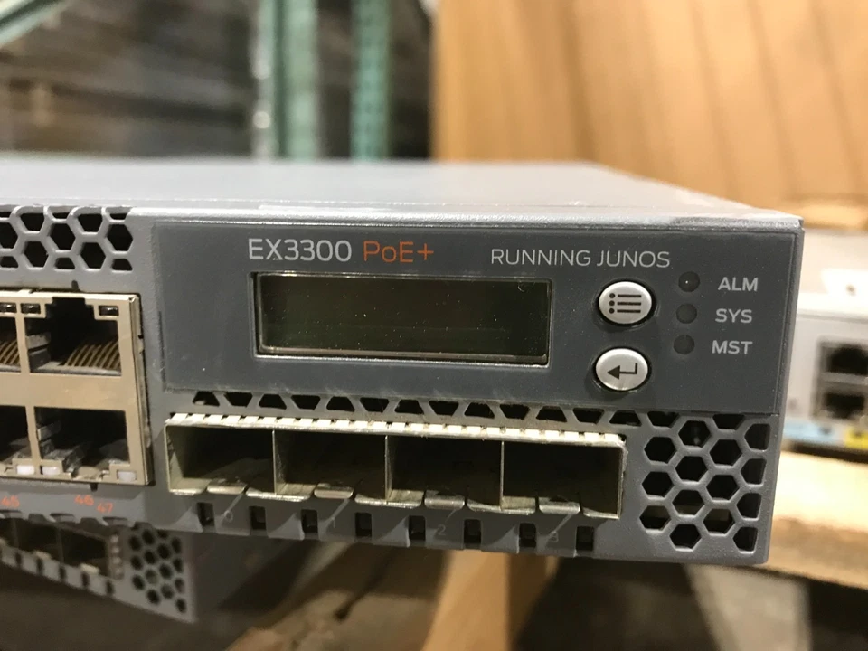 Juniper Networks EX3300-48P 48-Port PoE+ 4x SFP+ Network Switch No Rack Ears - Image 4 of 4