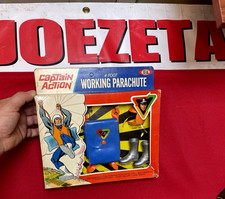 VINTAGE CAPTAIN ACTION IDEAL 1967: 4 FOOT PARACHUTE SET UNUSED IN ORIGINAL BOX