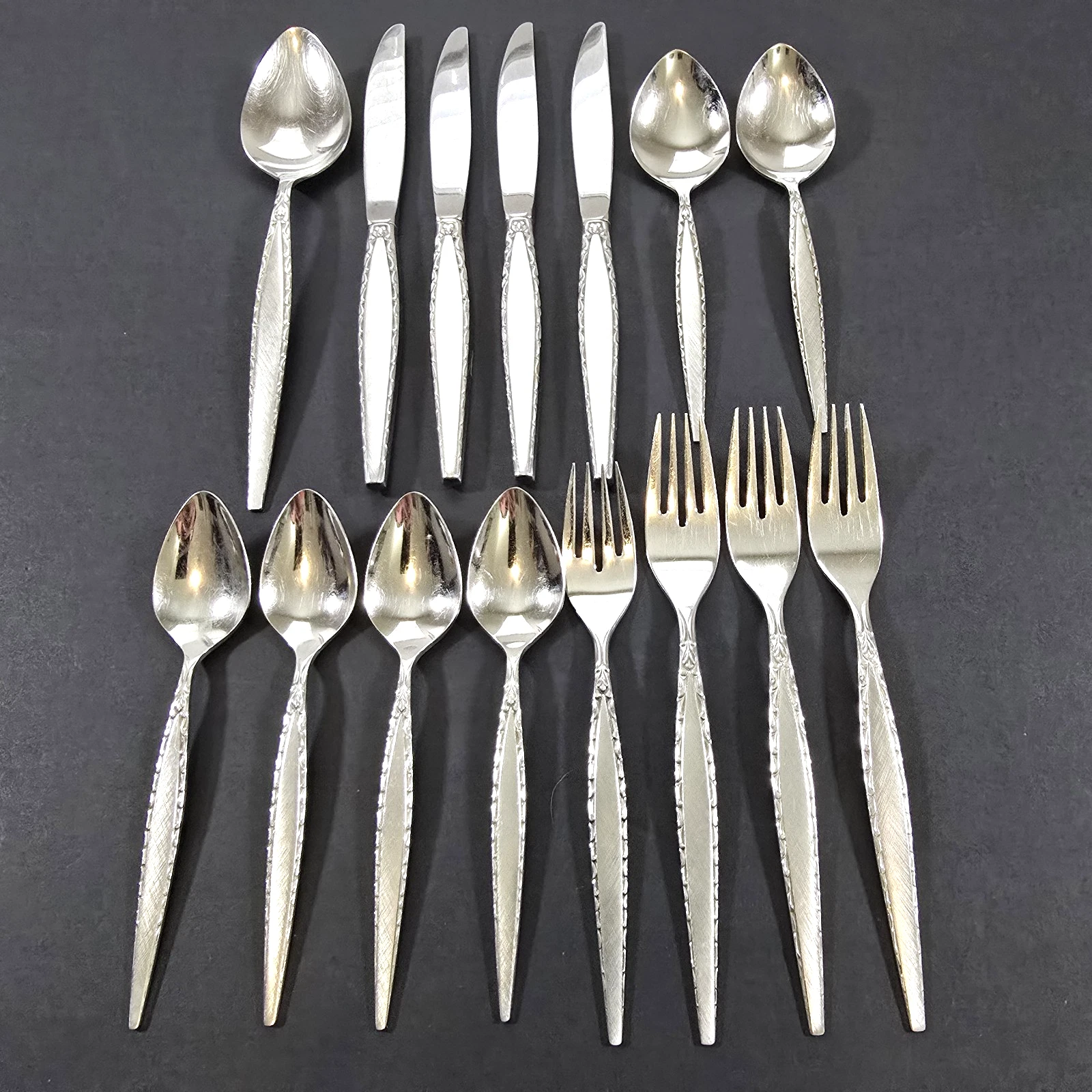 ONEIDA COMMUNITY VENETIA STAINLESS STEEL FLATWARE 15 pc SET VINTAGE MCM