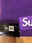 Boîte Supreme FW17 logo Beanie violet violet nouvelle ère flambant neuf