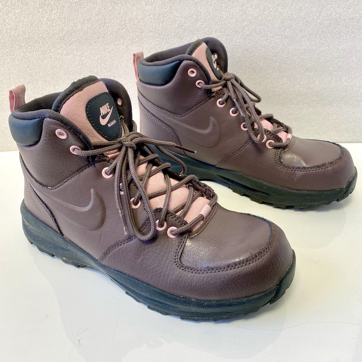 マニー テリアとカモのウォールポケット コラージュ マニーローズ