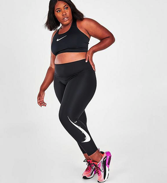Nike Women's Plus Size Mid-Rise 7/8 