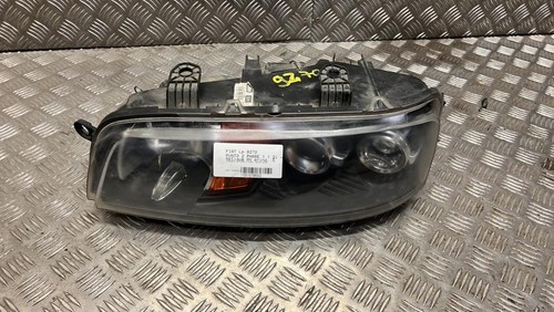 Optique Avant Gauche (phare) Pour FIAT GRANDE PUNTO - Modèle 1.3 JTD - Occasion Bon état