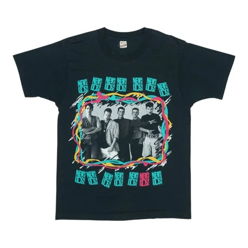 New Kids On The Block Shirt Size: Medium 1990s vintage concert t-shirt, vintage, size M, single stitch, B+ condition
