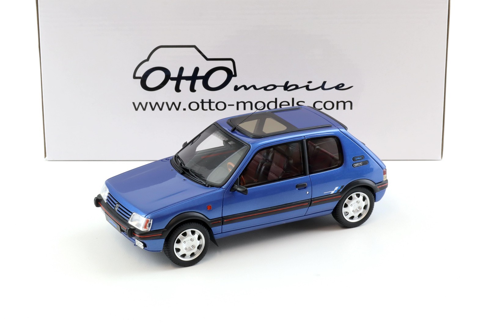 1:18 OTTO mobile OT1153 Peugeot 205 1.9 Gti Le Mans Miami Blue 1991