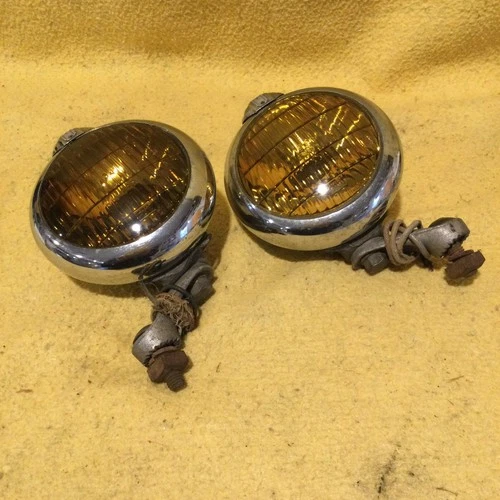 Vintage Unity Fog Lights Model H Yellow Lens Embossed Chicago USA Untested - product listing photo
