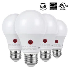 DEWENWILS Dusk to Dawn Light Bulb Led Outdoor Lighting Porch Light Bulb 2700K