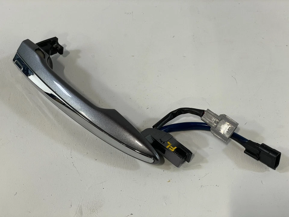 17-20 INFINITI Q60 MANIJA PUERTA EXTERIOR LADO CONDUCTOR DELANTERO IZQUIERDO AZUL RAYO # 83833 Foto 3 de 4