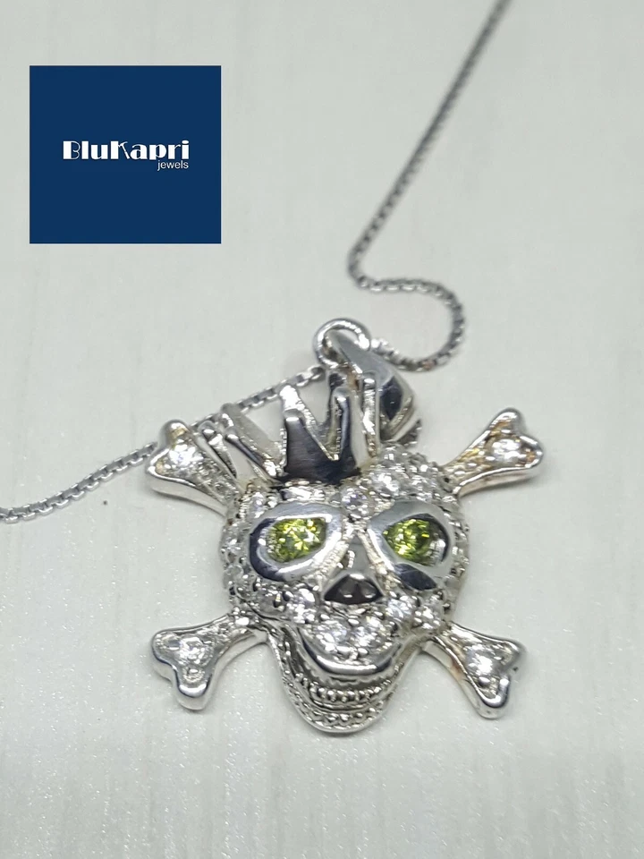 Ciondolo teschio in argento 925 con pave' di zirconi ,pendente gotico - Immagine 3 di 4