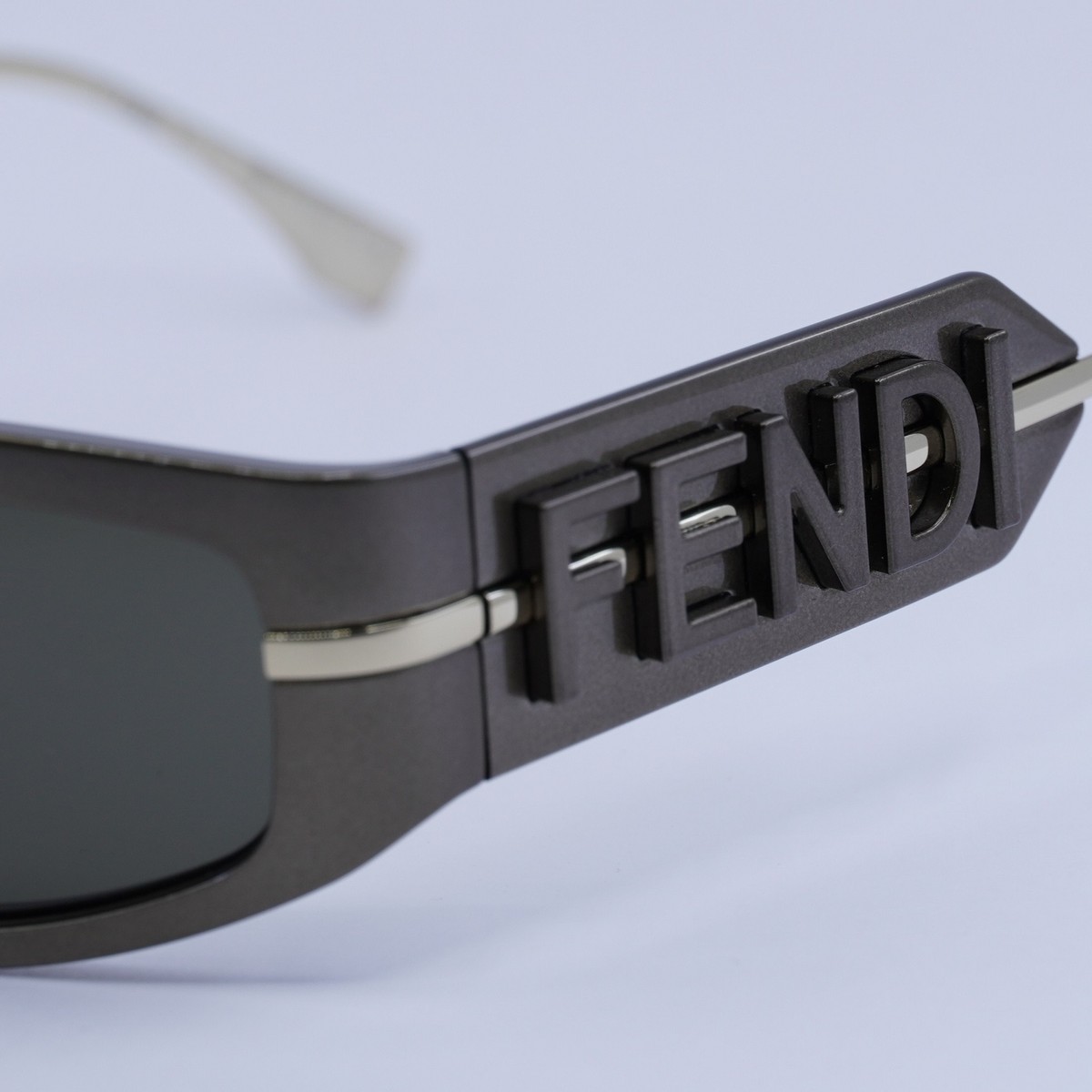 NEW FENDI FE40120I 45E UNISEX SUNGLASSES Fendi SHADOW Women Sunglasses Oval FE40120I 45E BRAND NEW  main image 2