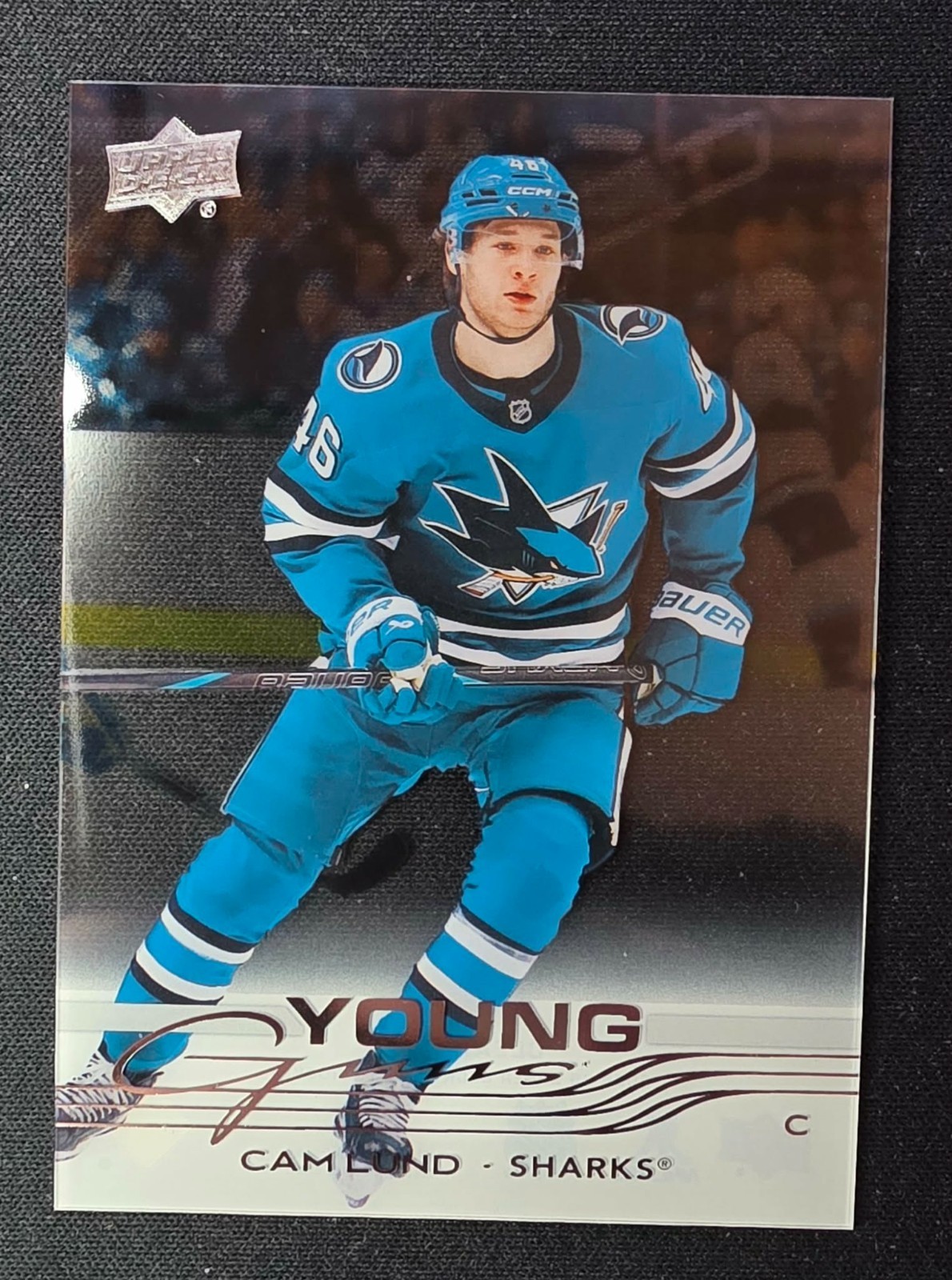 2025-26 UD Upper Deck Series 1 Hockey CAM LUND #242 Young Guns Clear Cut Rookie