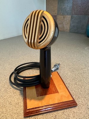 Astatic 200S ''Fatboy'' Desk Mic, Brown Bakelite, Stand, great for blues harp!