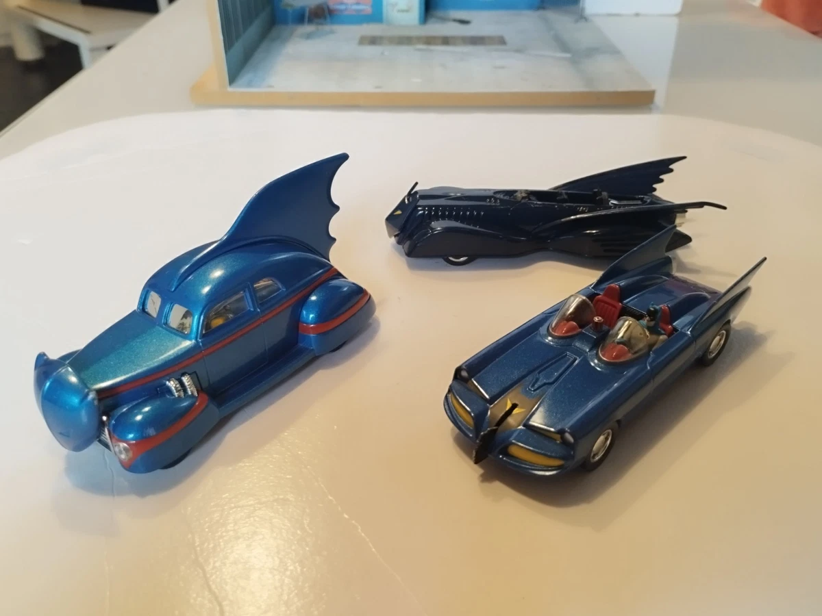 VOITURE MINIATURE DE collection  Batman  Batmobile EUR 10,00