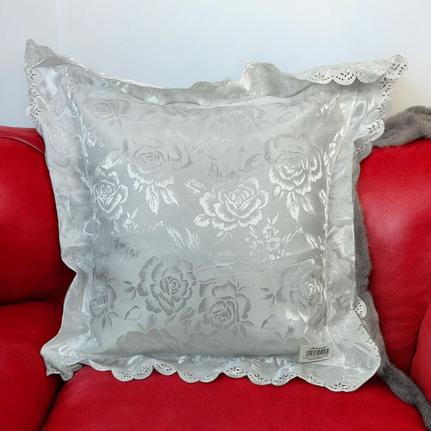 Foto 2 di 8