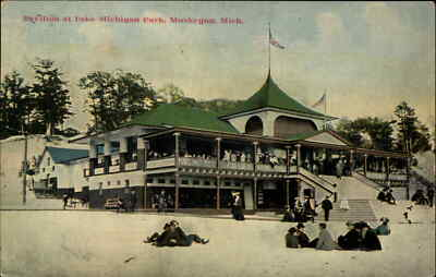 #ad Muskegon Michigan MI Lake Michigan Park Pavilion Vintage Postcard $5.80