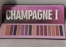 Champagne I OKALAN 16-color shadows palette