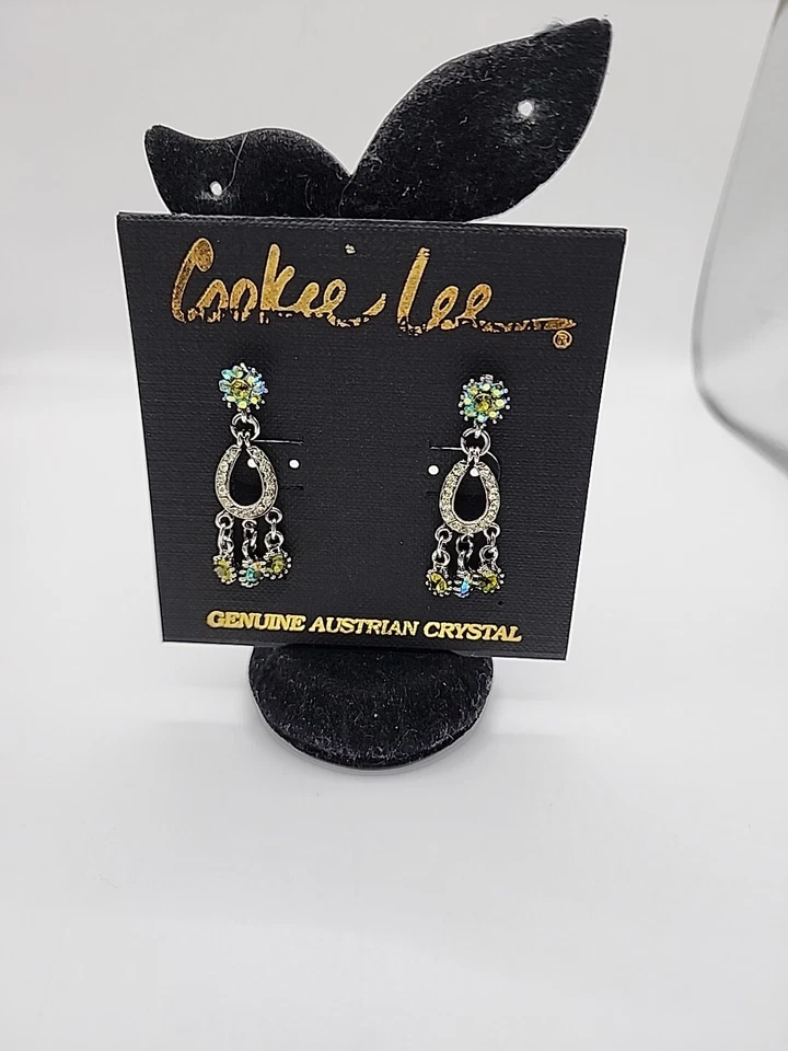 Pendientes perforados Cookie Lee 1,5" verde claro aurora boreal nuevos con etiquetas Foto 3 de 4