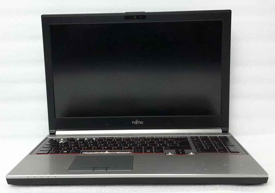 Fujitsu Windows Laptop PC Celsius H770 - i7-7700HQ @ 2.8 - 16GB RAM - 15.6" -... - Image 2 of 4